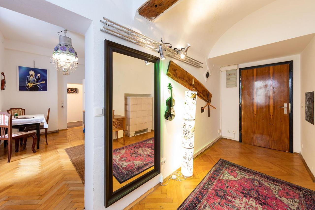Ba//Rock-Appartement Грац Екстериор снимка