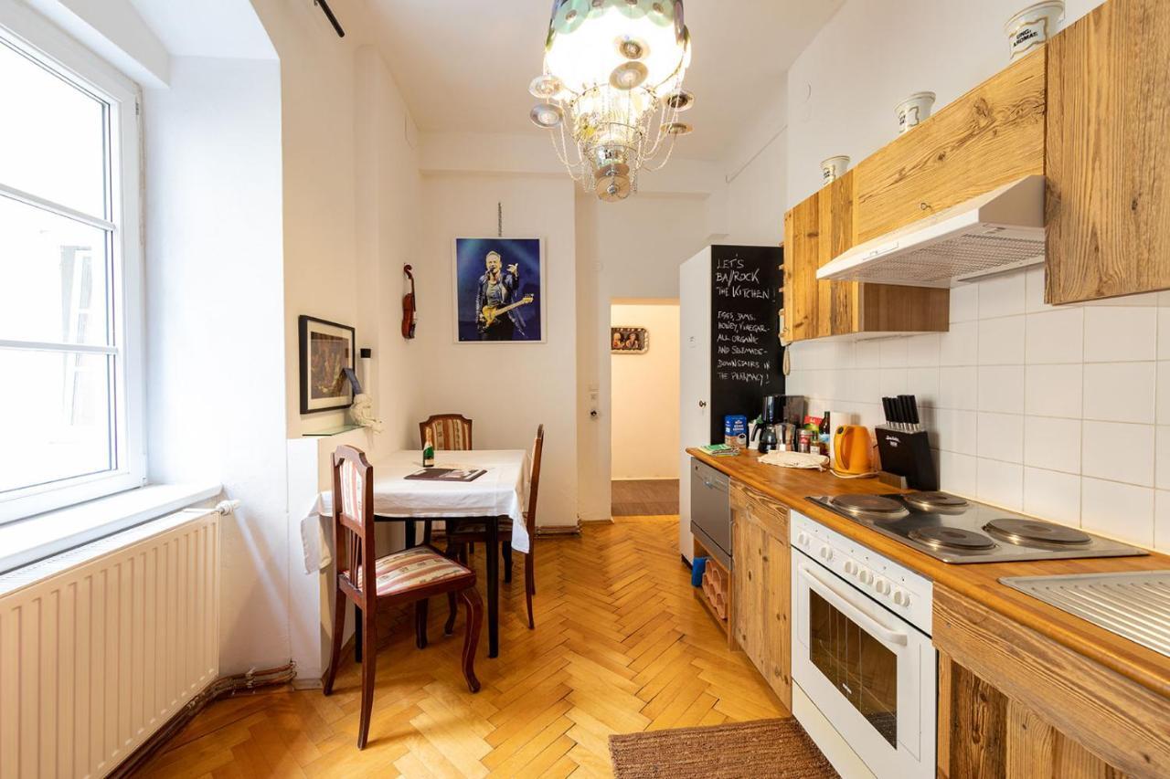 Ba//Rock-Appartement Грац Екстериор снимка
